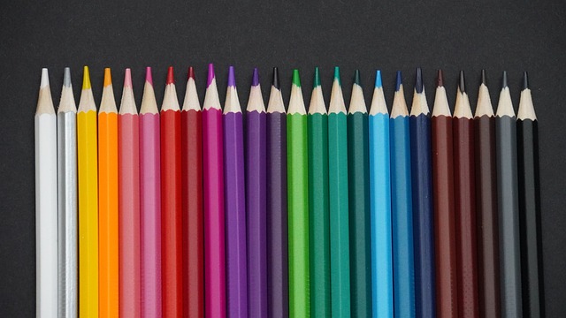 记者：曼联希望姆伯莫12月21日踢完维拉后再去参加非洲杯